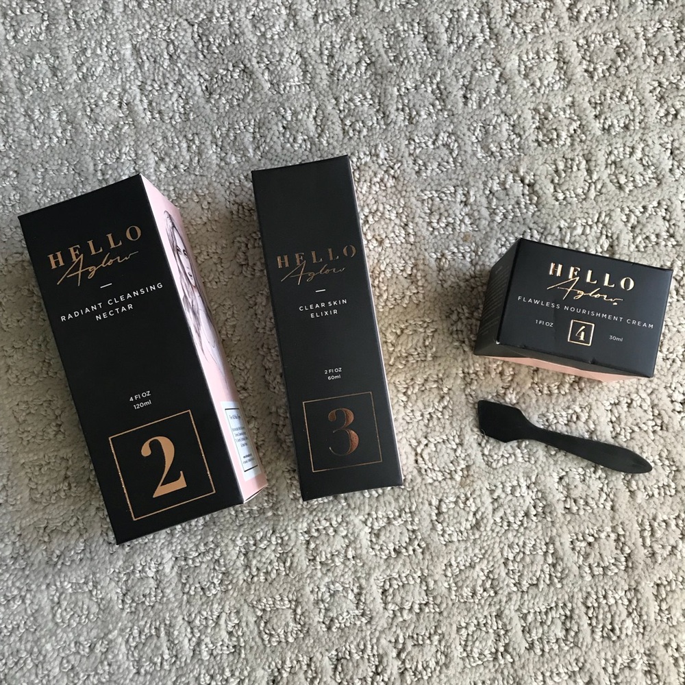 Hello Aglow Skincare Bundle